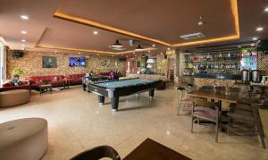Biliár nebo kulečník v ubytování Sapa Signature Inn