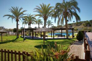 Hồ bơi trong/gần Blaumar Atico