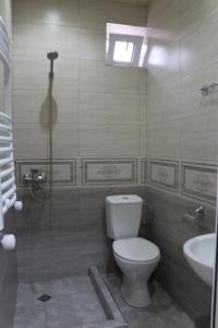Koupelna v ubytování Guesthouse suja + 35 fotografií