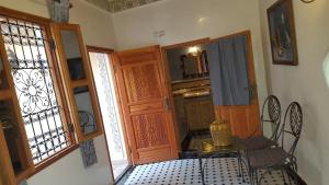 Posezení v ubytování Dar Nour Fes + 37 fotografií