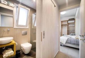 Kúpeľňa v ubytovaní Elea Athens Apartment