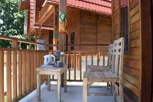 Balkón nebo terasa v ubytování Adara Beach Huts