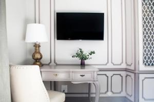 TV a/nebo společenská místnost v ubytování Palazzetto Foscari