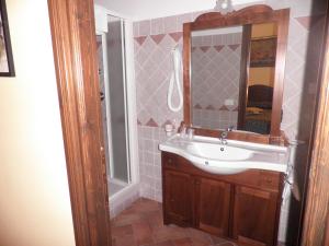 A bathroom at Antica Locanda Della Via Francigena