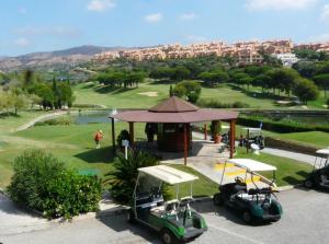 Urbanizacion el manantial en Santa Maria golf Elviria ...