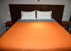 A bed or beds in a room at Seaview