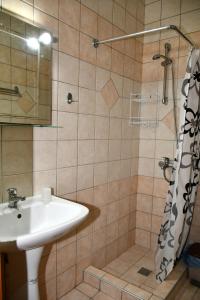 A bathroom at Seaview