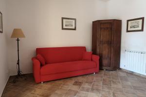 Ein Sitzbereich in der Unterkunft Baglio Costa Di Mandorla