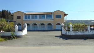 Gallery image of Mountain View House in Gardeládes