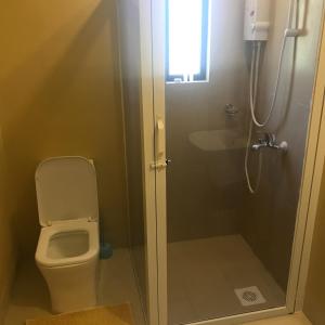 Babylon Oslob Coast Guesthouse的一间浴室