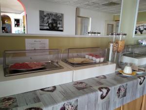 O bucătărie sau chicinetă la Hotel Silva Frontemare