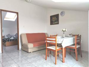 Część wypoczynkowa w obiekcie Apartments Ana Medulin