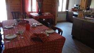 Mynd úr myndasafni af Chalet Suisse Bed and Breakfast í Morgins