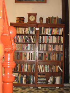 Library sa bed & breakfast