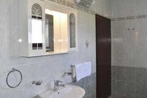 Koupelna v ubytování Apartman Peršić