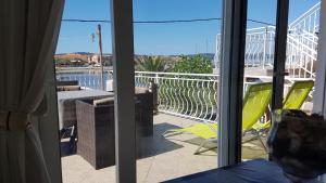 Balkón nebo terasa v ubytování Apartments Roko Kolinda