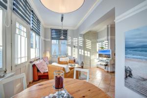 Γενική θέα στη θάλασσα ή θέα στη θάλασσα από  αυτό το διαμέρισμα