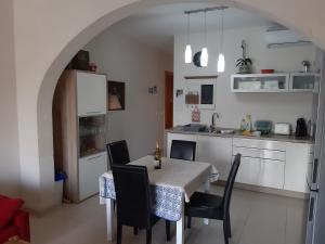 Φωτογραφία από το άλμπουμ του Penthouse view σε Qbajjar