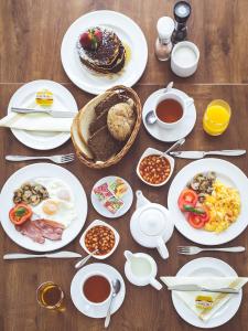 Jedlo v ubytovaní bed & breakfast alebo blízkom okolí