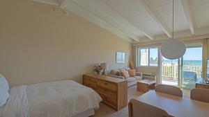 Gallery image of Sea Crest in Amagansett