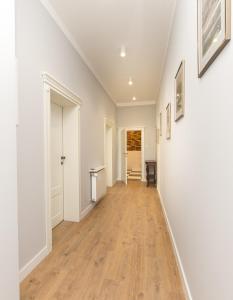 Gallery image of Lux Apartment at Planty Park p4you pl in Krakow