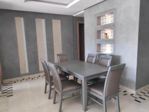 Ảnh trong thư viện ảnh của Magnifique appart vue sur golf ở Marrakech