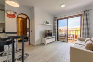 A television and/or entertainment centre at El Cardon Las Vistas - TENESOL RENTALS