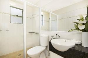 Et badeværelse på Mata Hari + 11 billeder