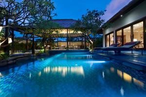 Bazén v ubytování The Trans Resort Bali nebo v jeho okolí