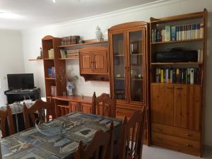 Knihovna v apartmánu