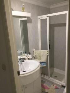 Kúpeľňa v ubytovaní 1 Calle del Mar Apartamento