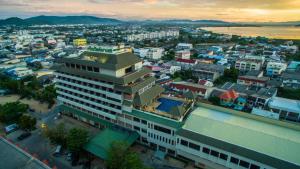 Vaade majutusasutusele Green World Palace Hotel linnulennult