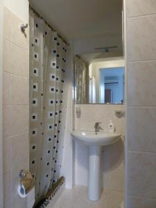 Bathroom sa Villa Asmara