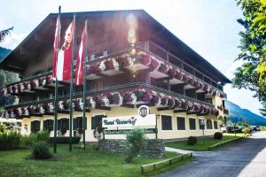 Budynek, w którym mieści się hotel