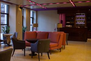 Posezení v ubytování Menorah Hotel