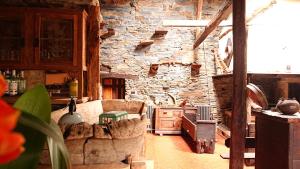 A seating area at Casa O´Crego