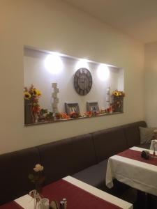 Fotografia z galérie ubytovania Pension & Restaurant La Amalia v destinácii Bad Sauerbrunn