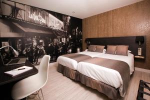 Katil atau katil-katil dalam bilik di Hôtel Eden Opéra +61 gambar