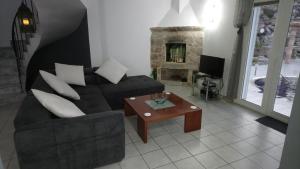 Гостиная зона в Rhodes Demetrius Luxury Private Villa