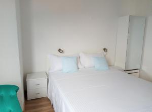 Apartments Kurelja客房内的一张或多张床位