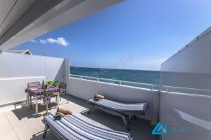 Afbeelding uit fotogalerij van Apartments Vista Maritima By Villas Now Ltd in Playa Blanca