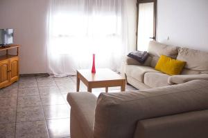 Posezení v ubytování APARTAMENTO LOS NARCISOS