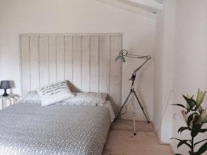 A bed or beds in a room at Villa Giovanna