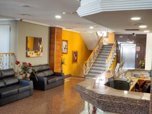 A seating area at Hotel Humanes