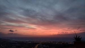 Amanecer o atardecer desde el apartamento o alrededores
