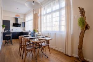 Dapur atau dapur kecil di Elégant appartement en plein coeur de Cabourg - Les locations de Proust