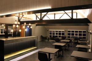 Restoran ili drugo mesto za obedovanje u objektu Hotel North