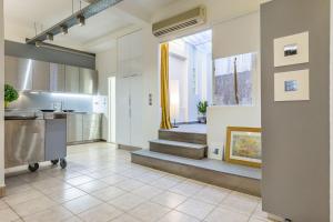 Gallery image of Renovated Loft At the Center of Monastiraki in Athens