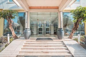 The facade or entrance of Hotel Bulevar Tanjung Duren Jakarta