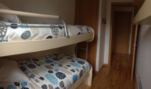 Postel nebo postele na pokoji v ubytování Apartamento 3 habitaciones en Pla de la Ermita - Aut